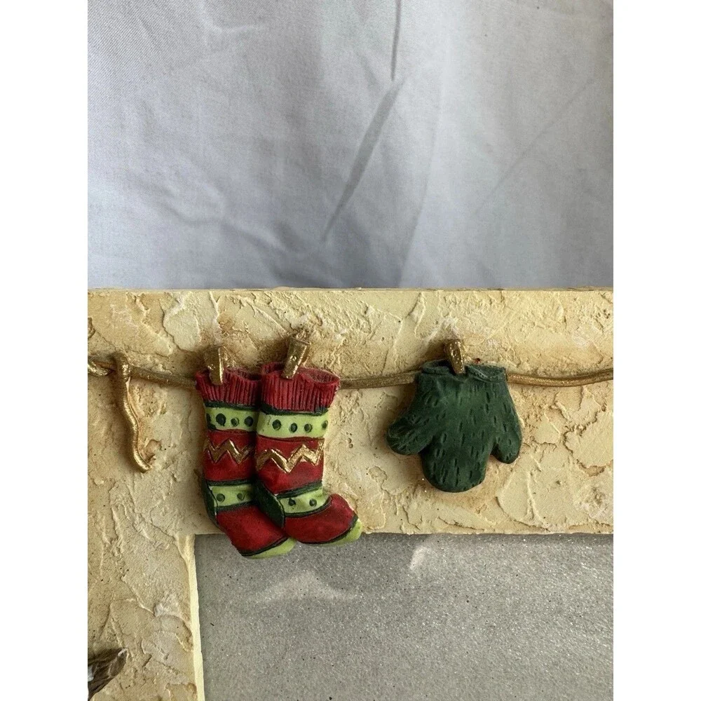 Snowman Themed Resin 4x6 Photo Frame Winter Scene Cardinals